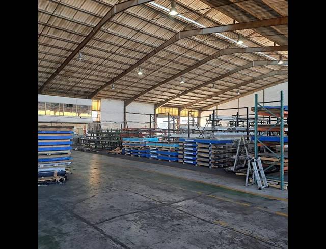 INDUSTRIAL PROPERTY TO RENT IN DEAL PARTY